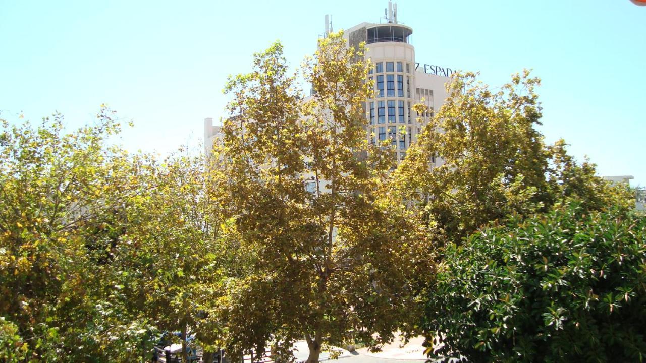 شقة Apartamento La Carihuela - Urb. Eurosol توريمولينوس المظهر الخارجي الصورة